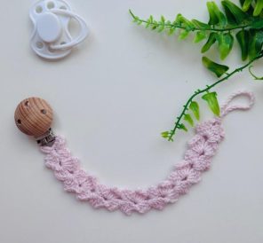 Attache tétine rose